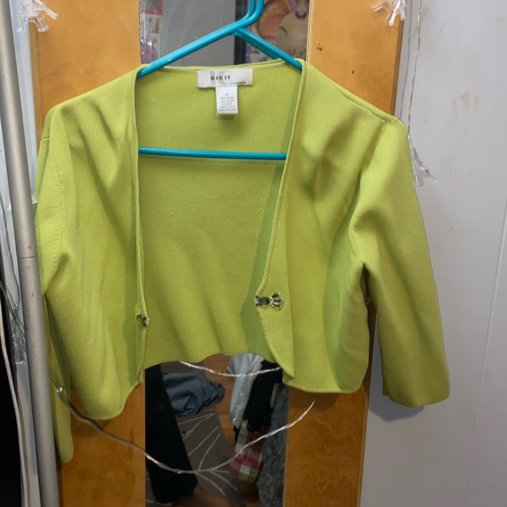green cropped sweater